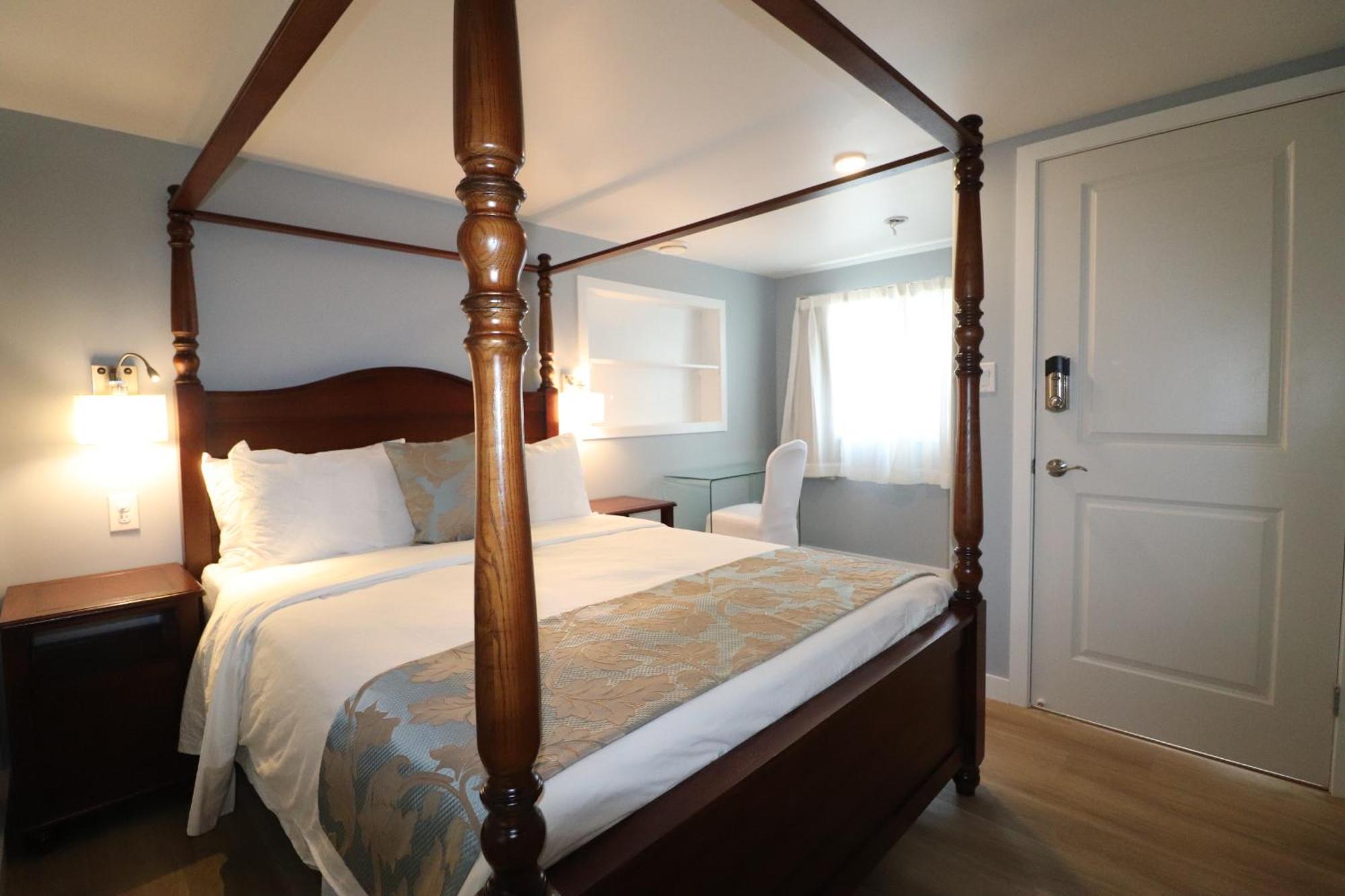 Gorge Waterway Vacation Homestay *